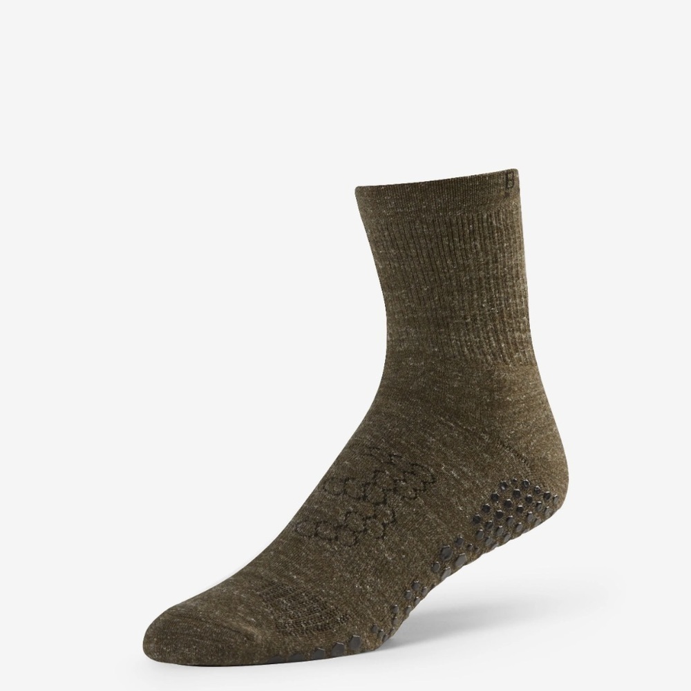 NWT Base 33 Crew Grip Socks Yoga Barre Pilates Unisex Size Small